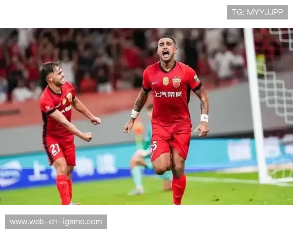 上海海港莱昂纳多中路策动进攻:城市脉动中的完美协奏 上海海港莱昂纳多中路策动进攻:城市脉动中的完美协奏